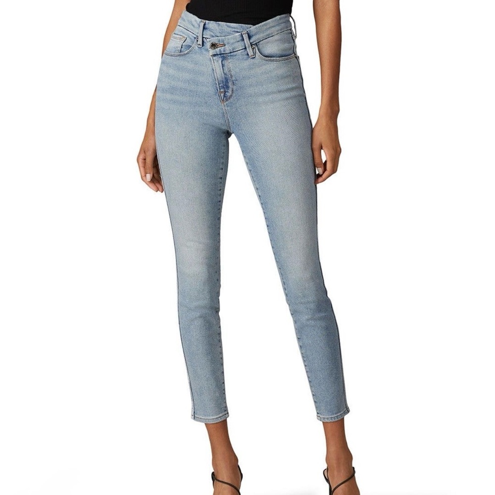 Good American Light Wash Skinny Jeans